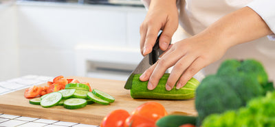 4 Essential Tips To Make Family Mealtimes Less Stressful